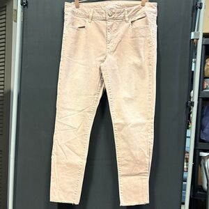 American Eagle Outfitters Light Pink Cropped Jeans